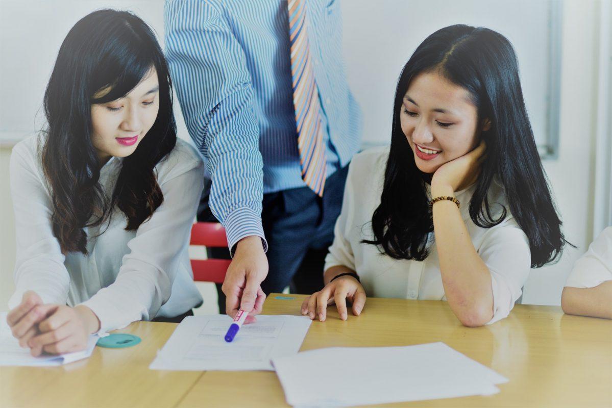 nhân viên quản lí rủi ro