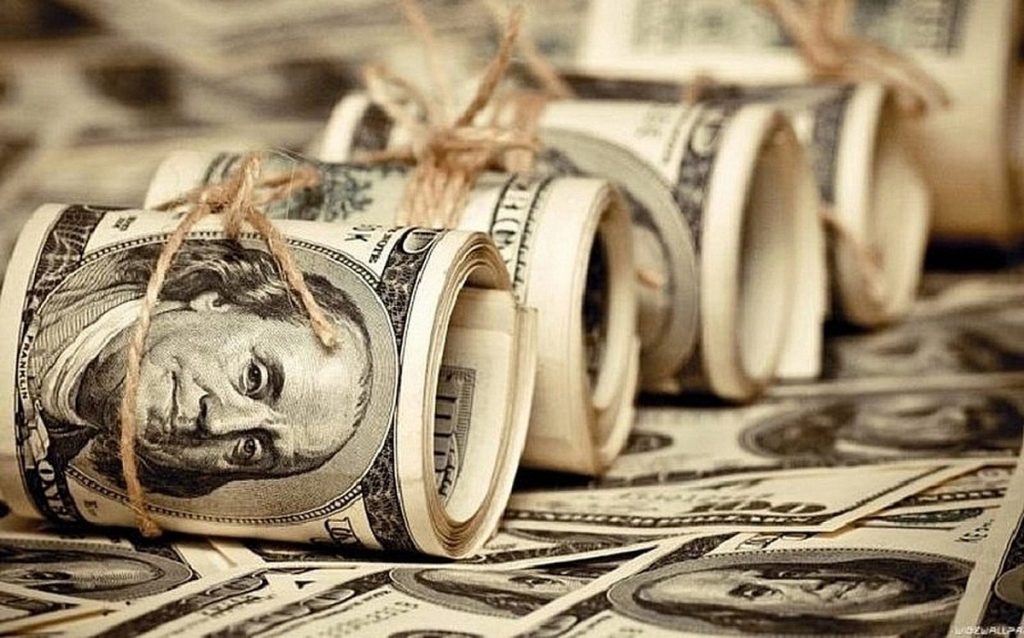 Tỷ giá USD 26/2: Giá mua USD chợ đen tăng lên 23.820 VND